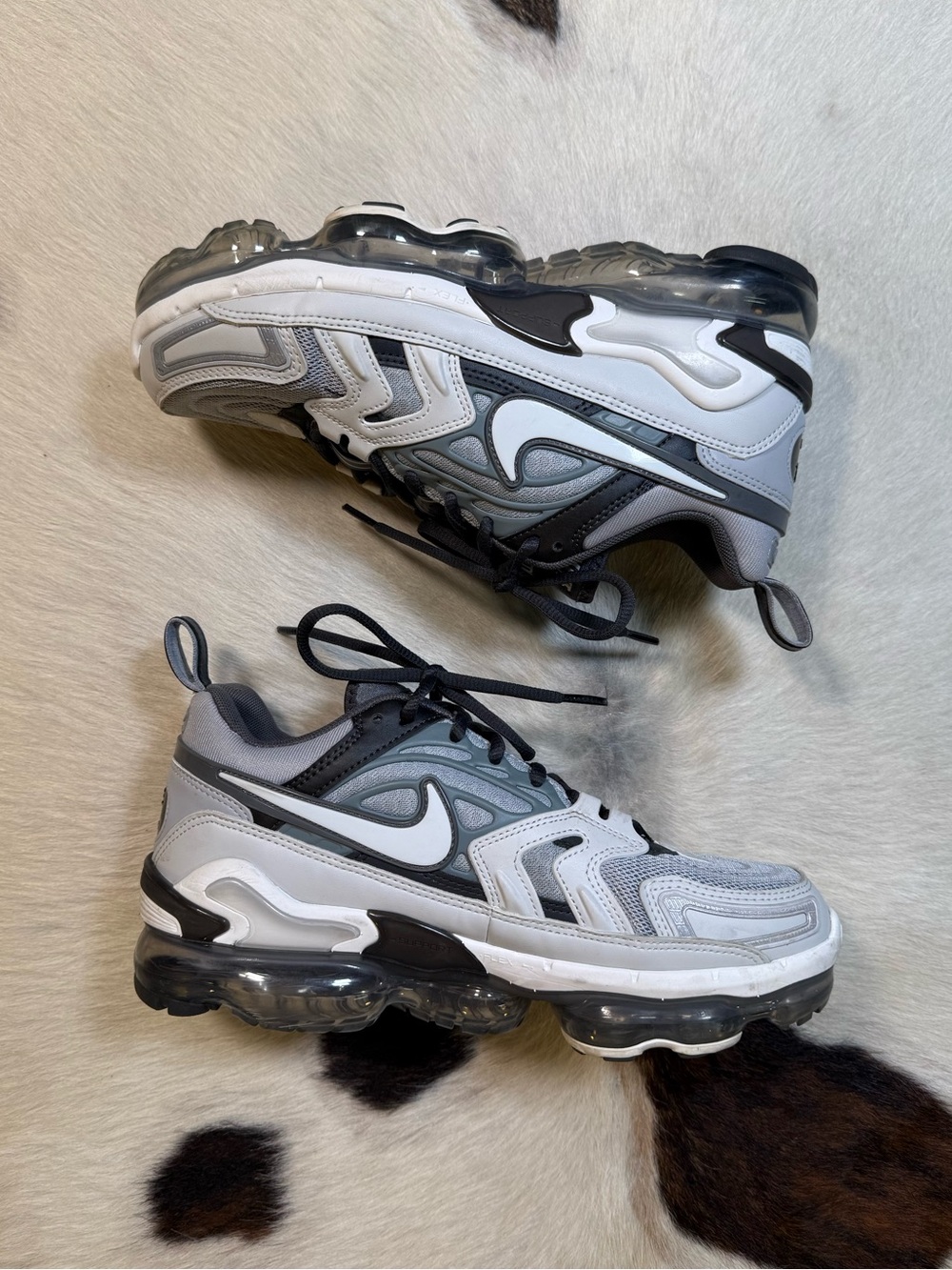 Nike Air VaporMax EVO wolf Grey Black White Sneakers – Women’s 8.5